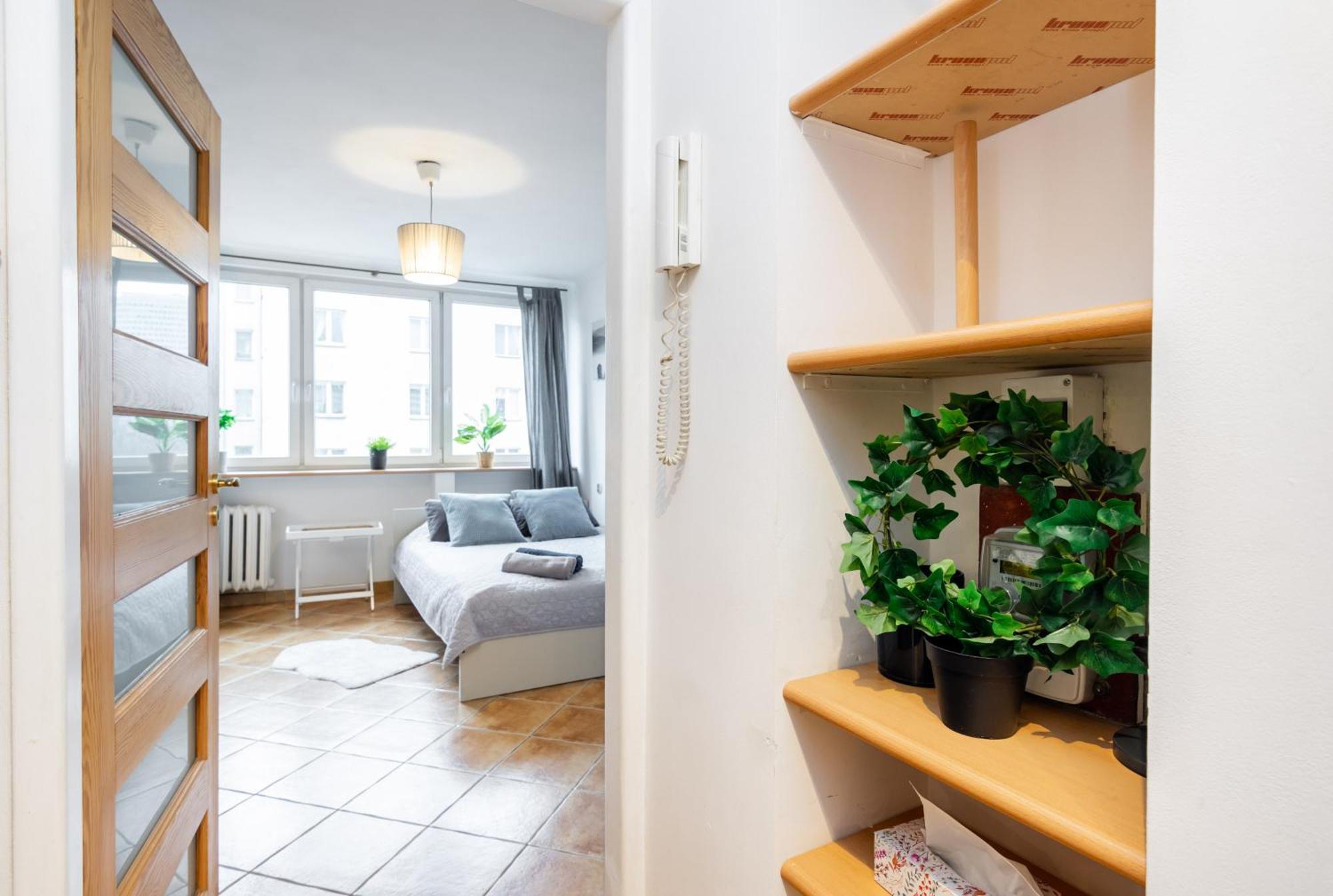Cinnamon Apartment Metro Swietokrzyska Варшава Экстерьер фото