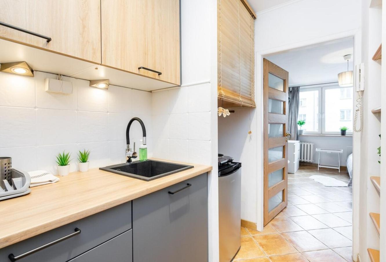 Cinnamon Apartment Metro Swietokrzyska Варшава Экстерьер фото